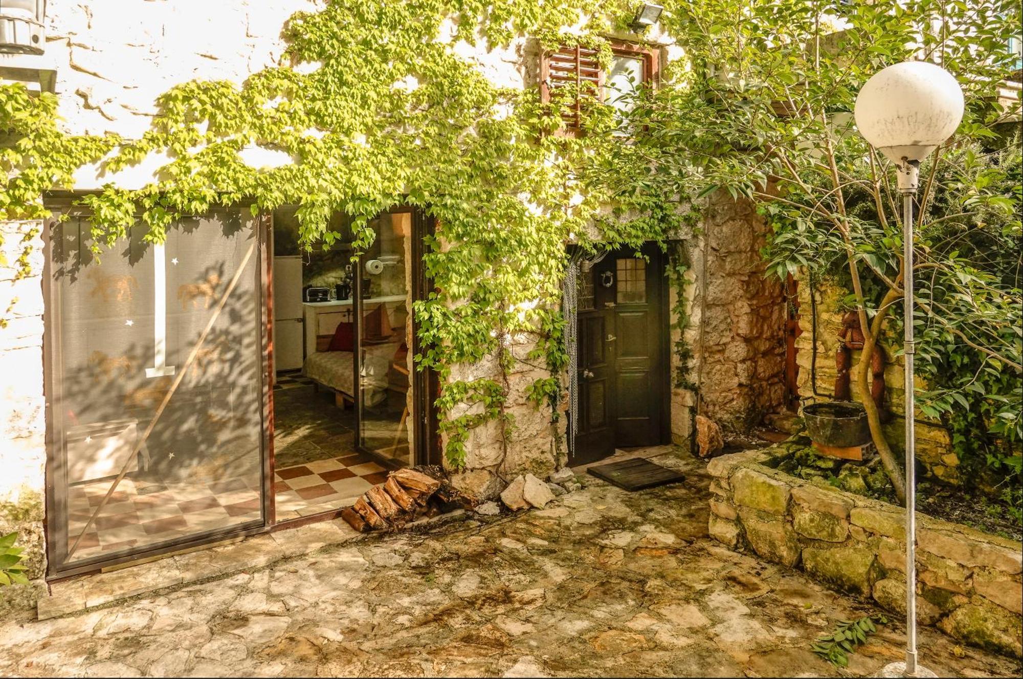 Holiday House Cave Romana Pula Exterior foto